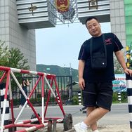 靓靓世界观