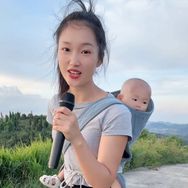 露露（爱唱歌）