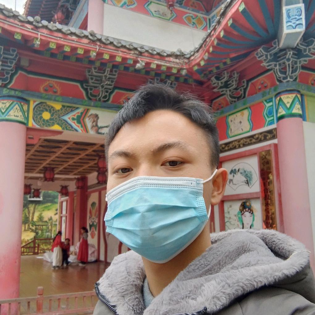 00后养殖小杨