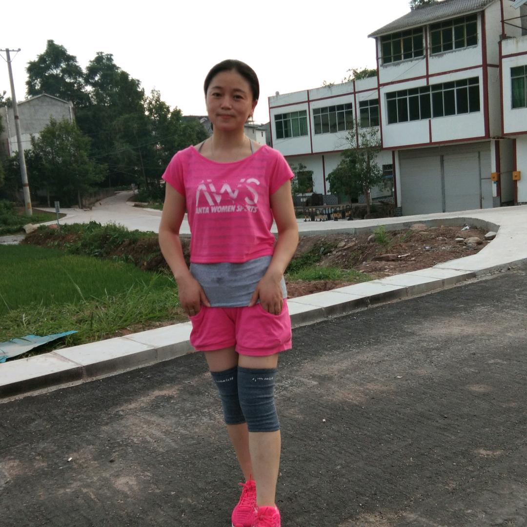 张倩