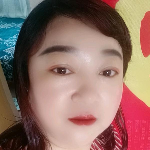 岁月匆匆，像一阵风。