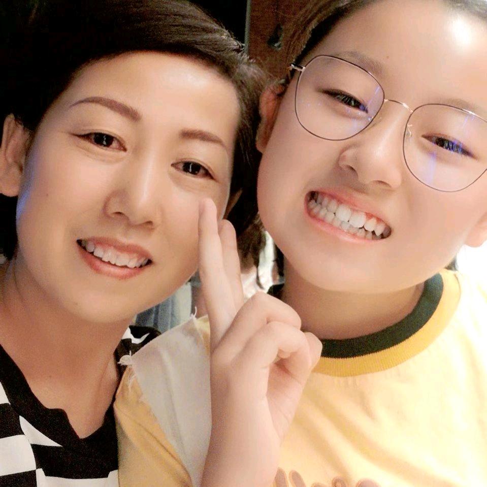 李新玲