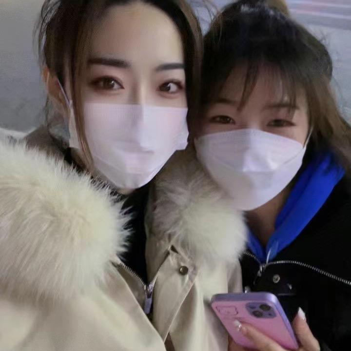 五家渠衣加一实体女装