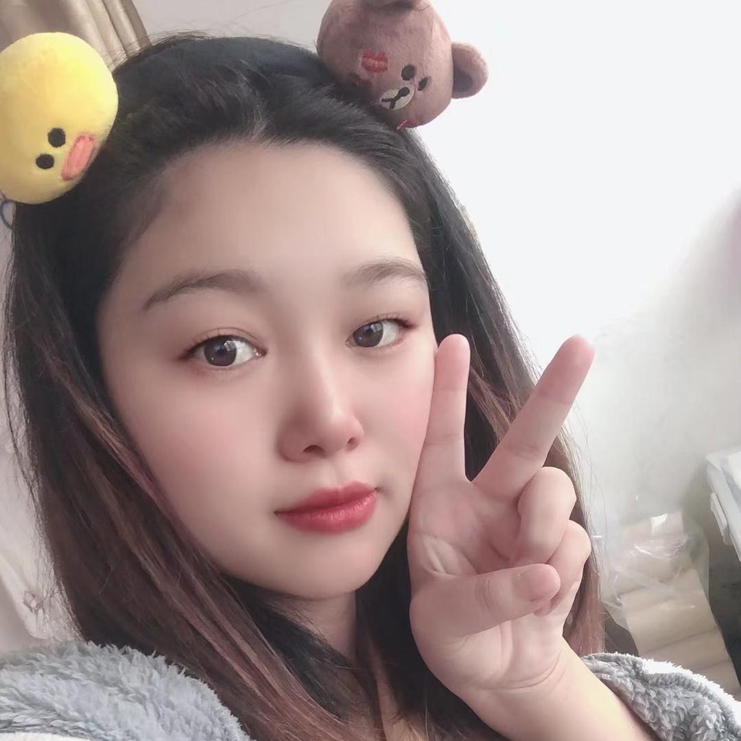 一只兔子🐰今晚八点生日庆典🎂