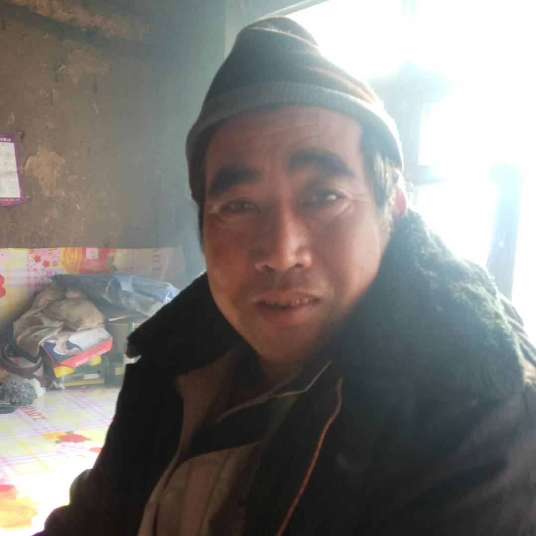 农村。小老头。