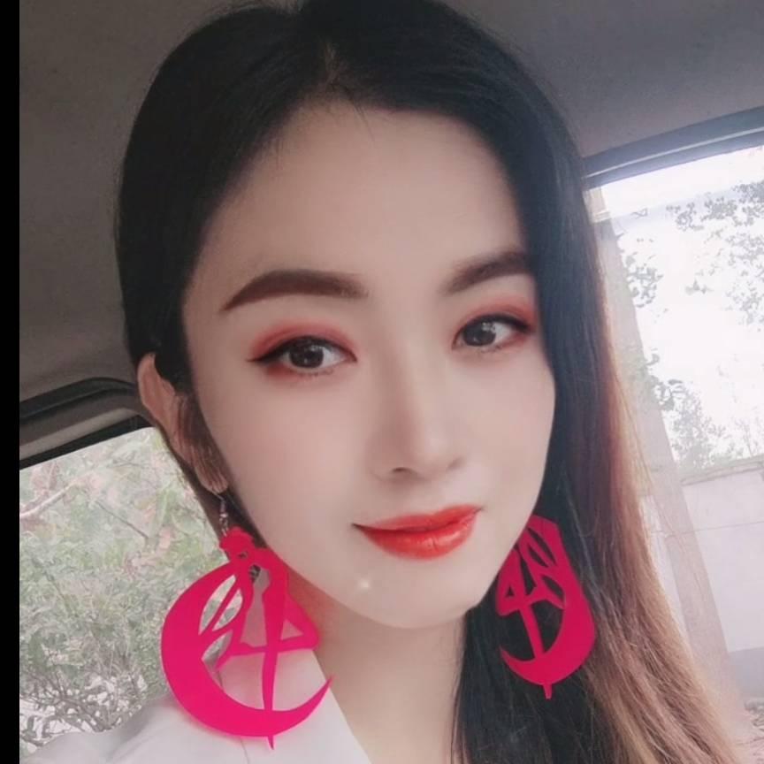 OYH丽的歌声与微笑
