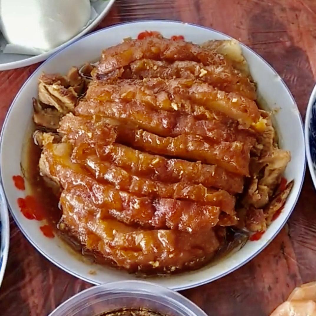 做灯的扣肉哥