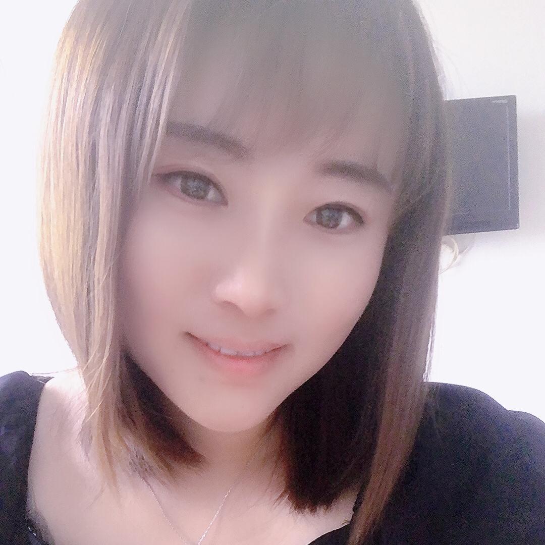 踩🦶我脚🦶了疼😭