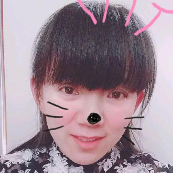 英子