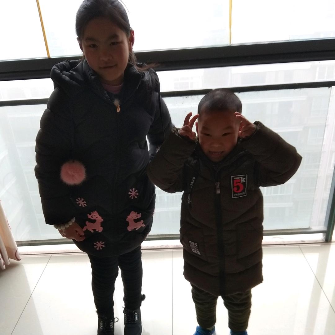 莉莉丝