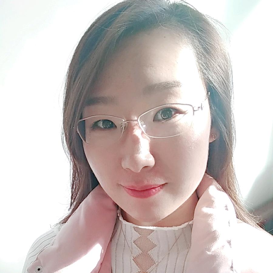 微笑向暖、君君