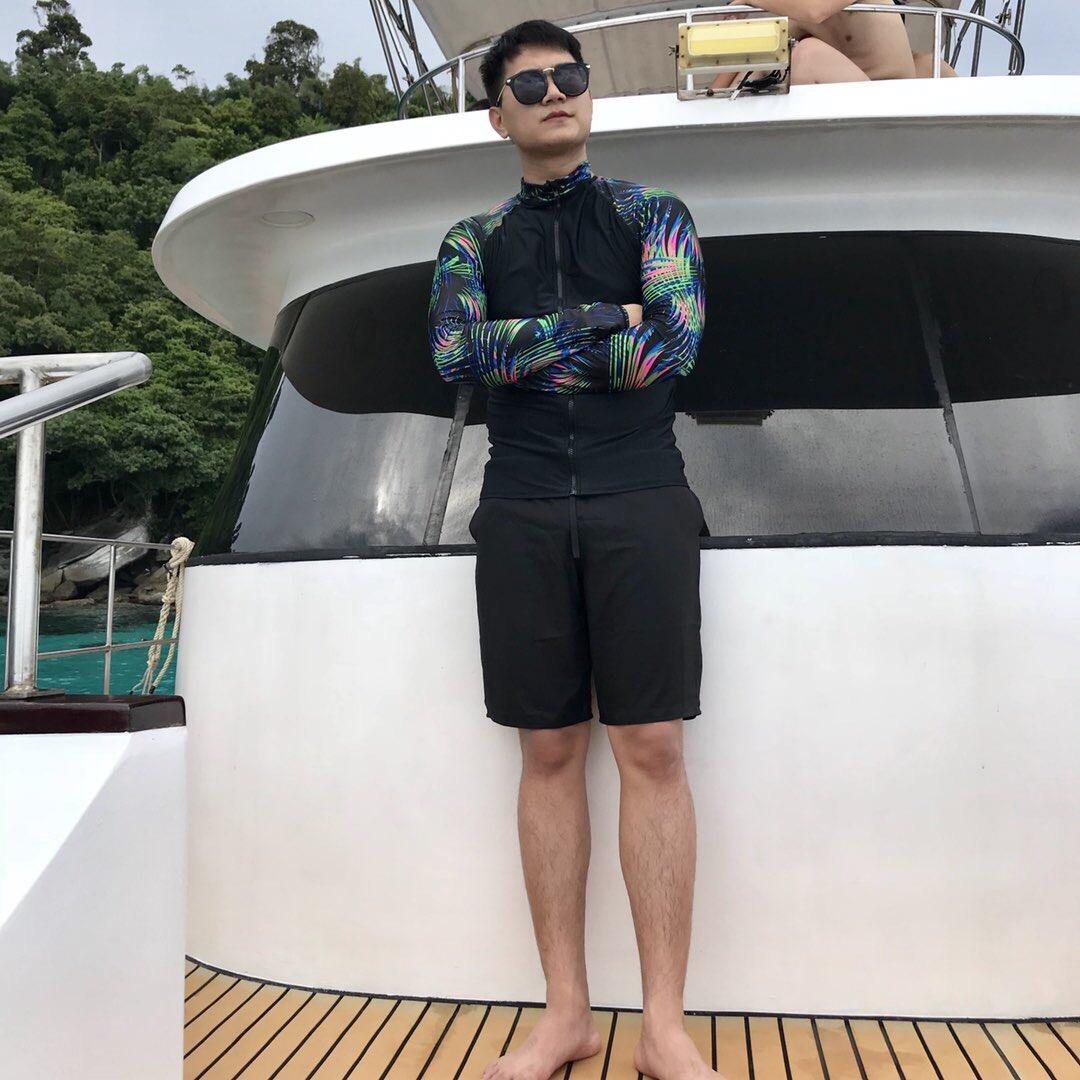 见山见海见自己