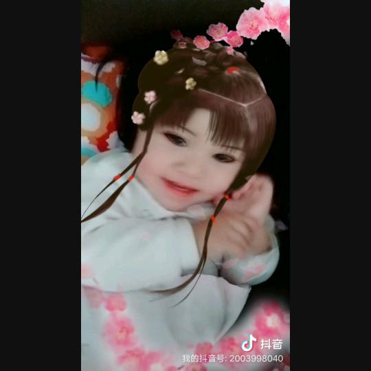 莉莉