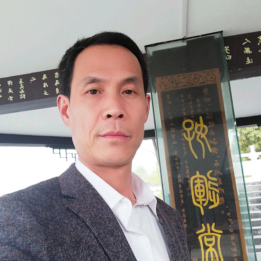 舞动的领带