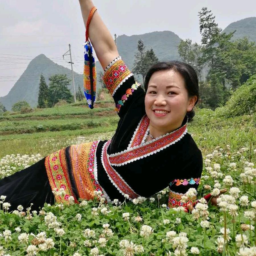 苗乡衣恋