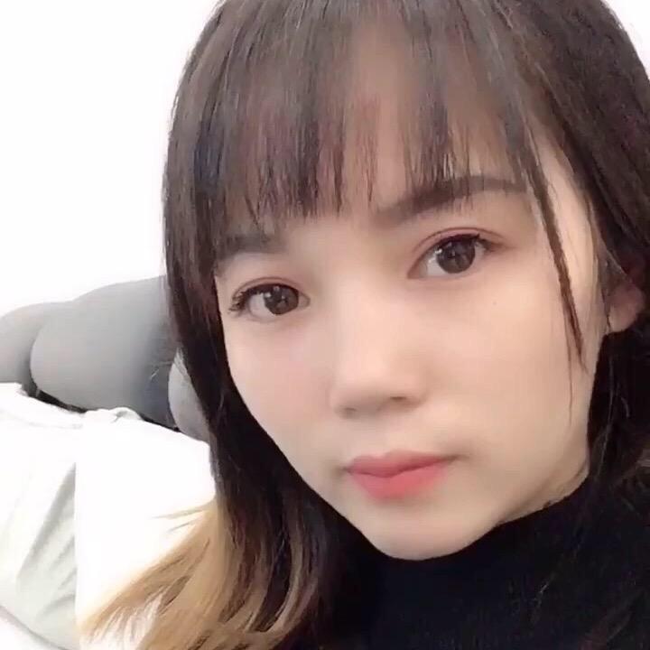莉莉