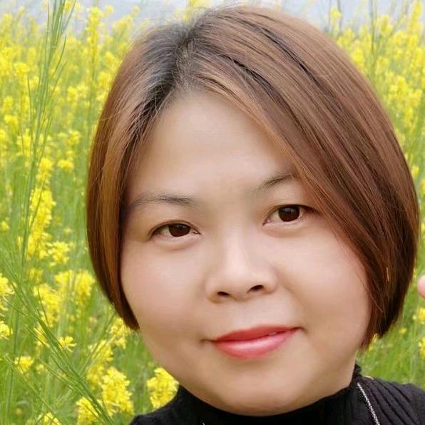 万花丛中一点红
