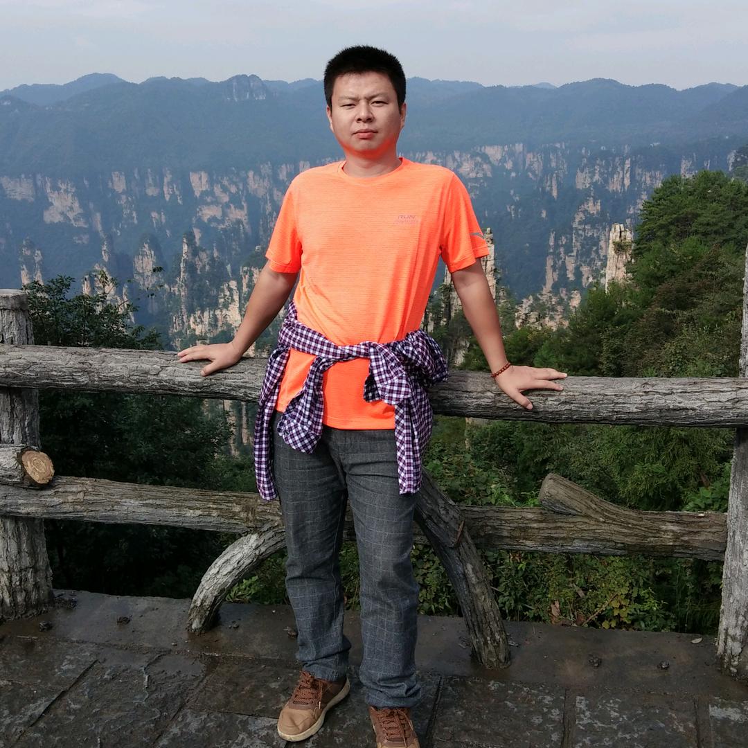 辉辉   （谢）