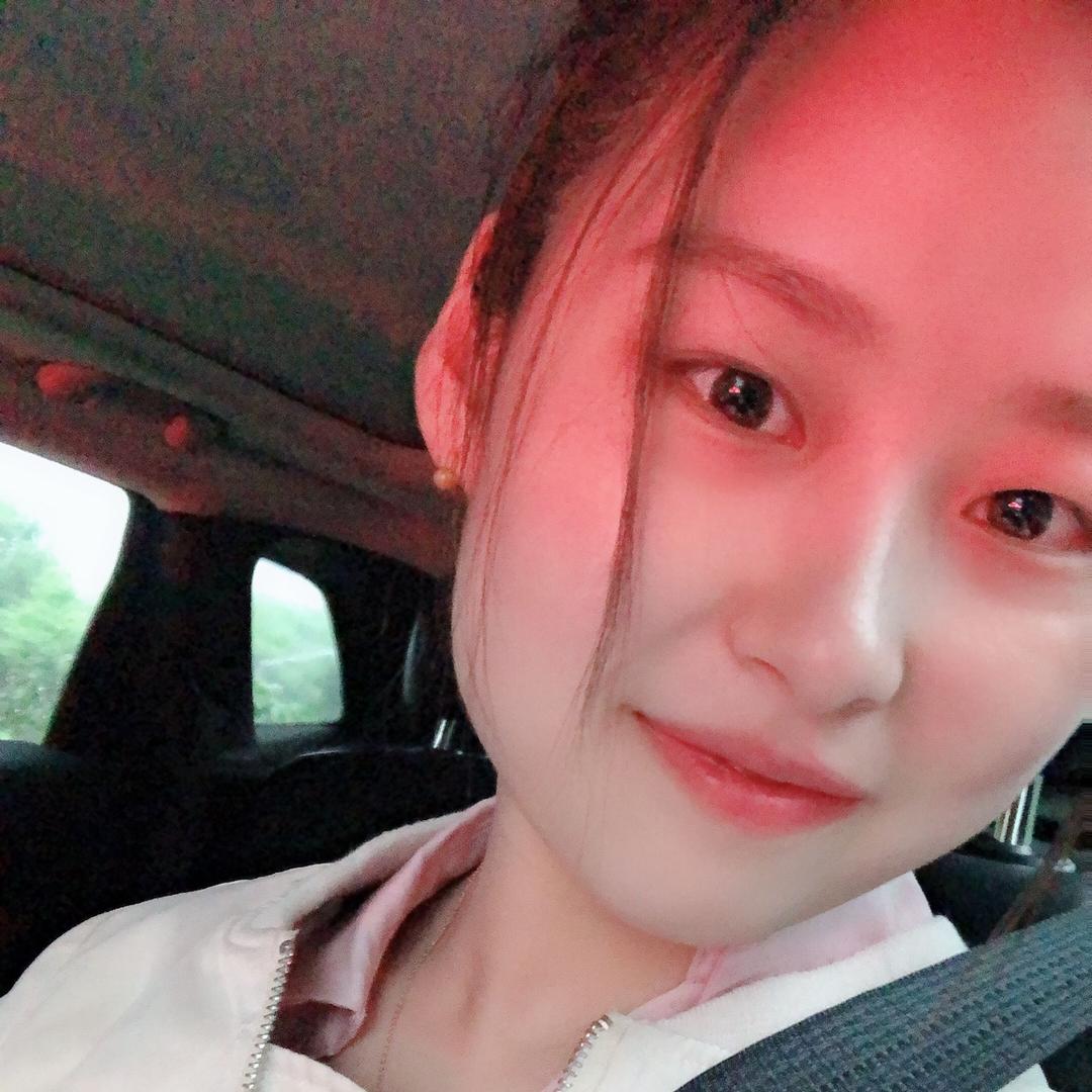 卖菜小姐姐