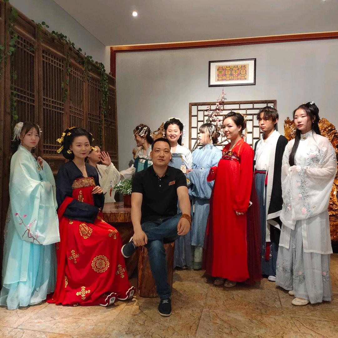 师兄掌瓢小明哥