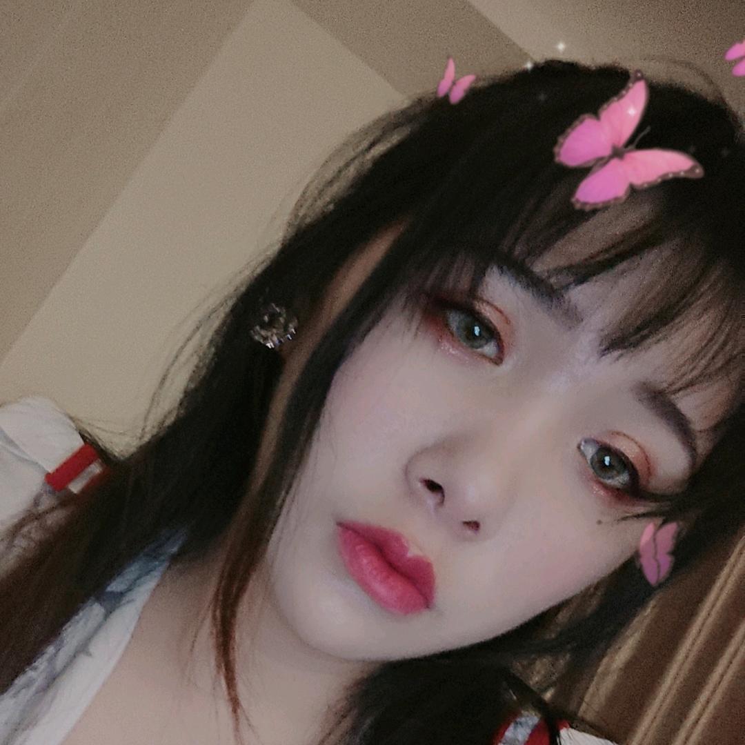 来自四川♥大姐姐