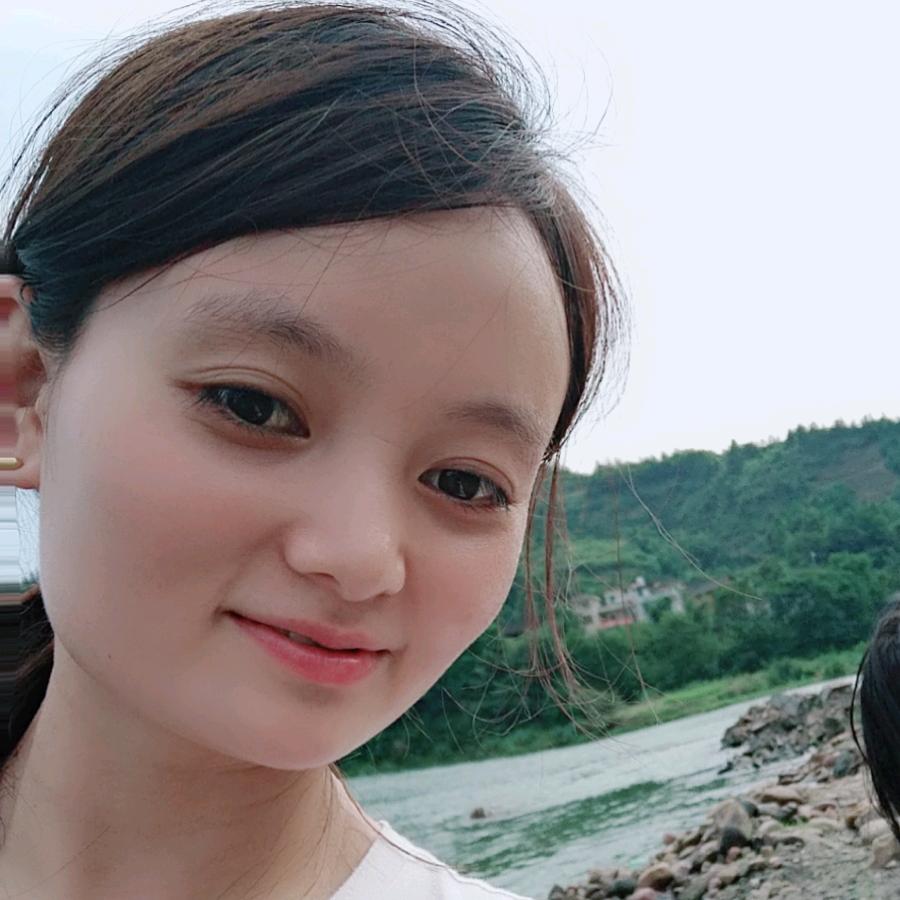 周丹童装