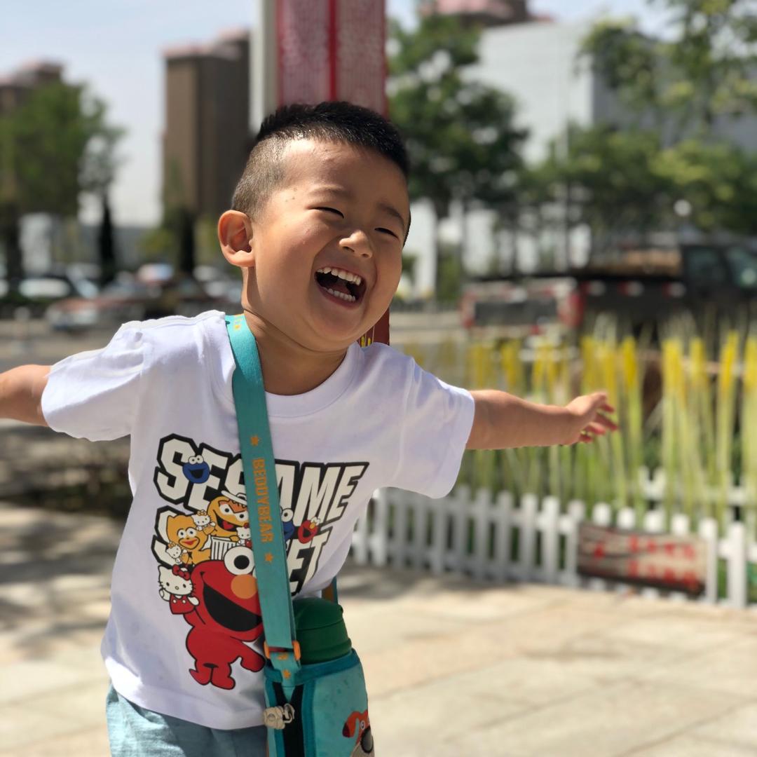 孙 璐