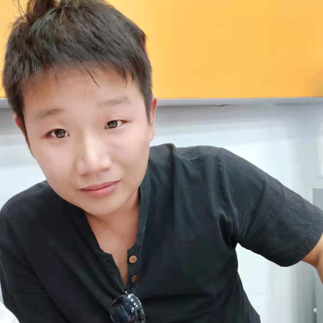 84老男人