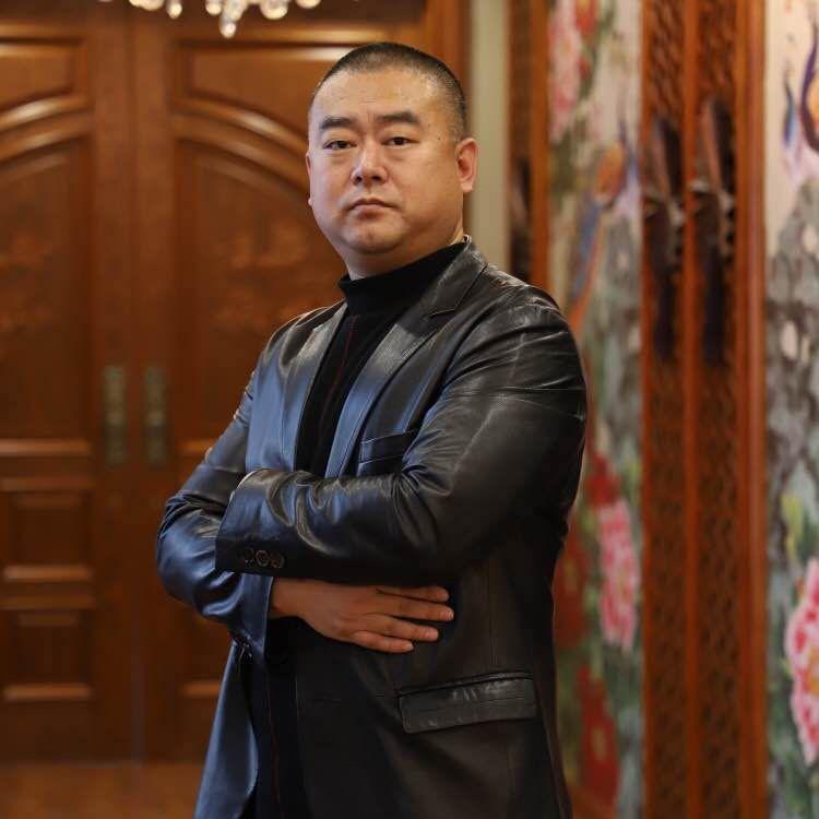 东辉先生