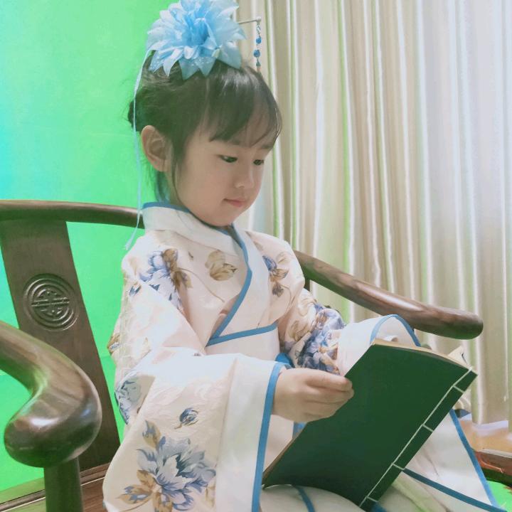 童装搬运工