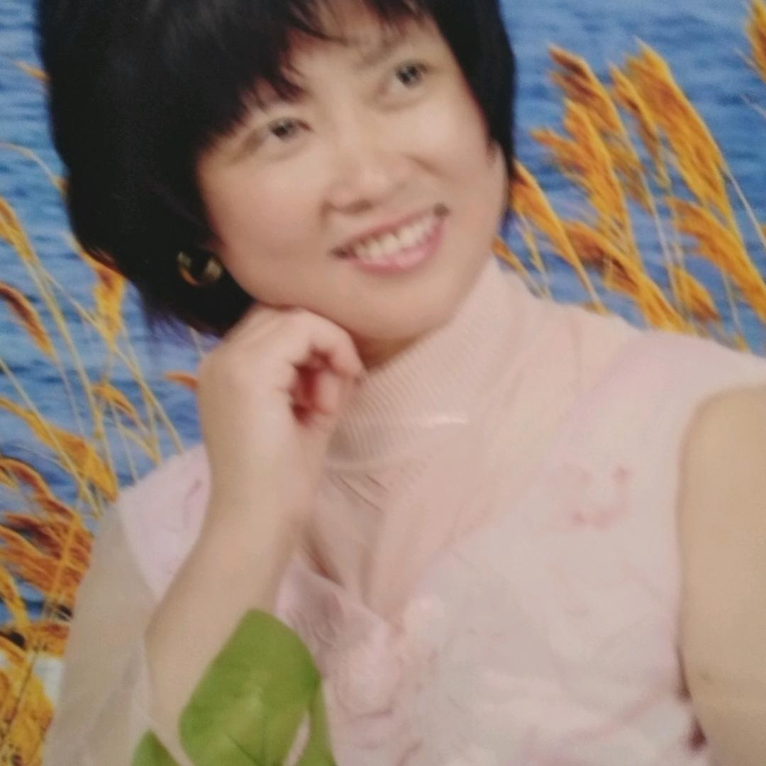 霞霞