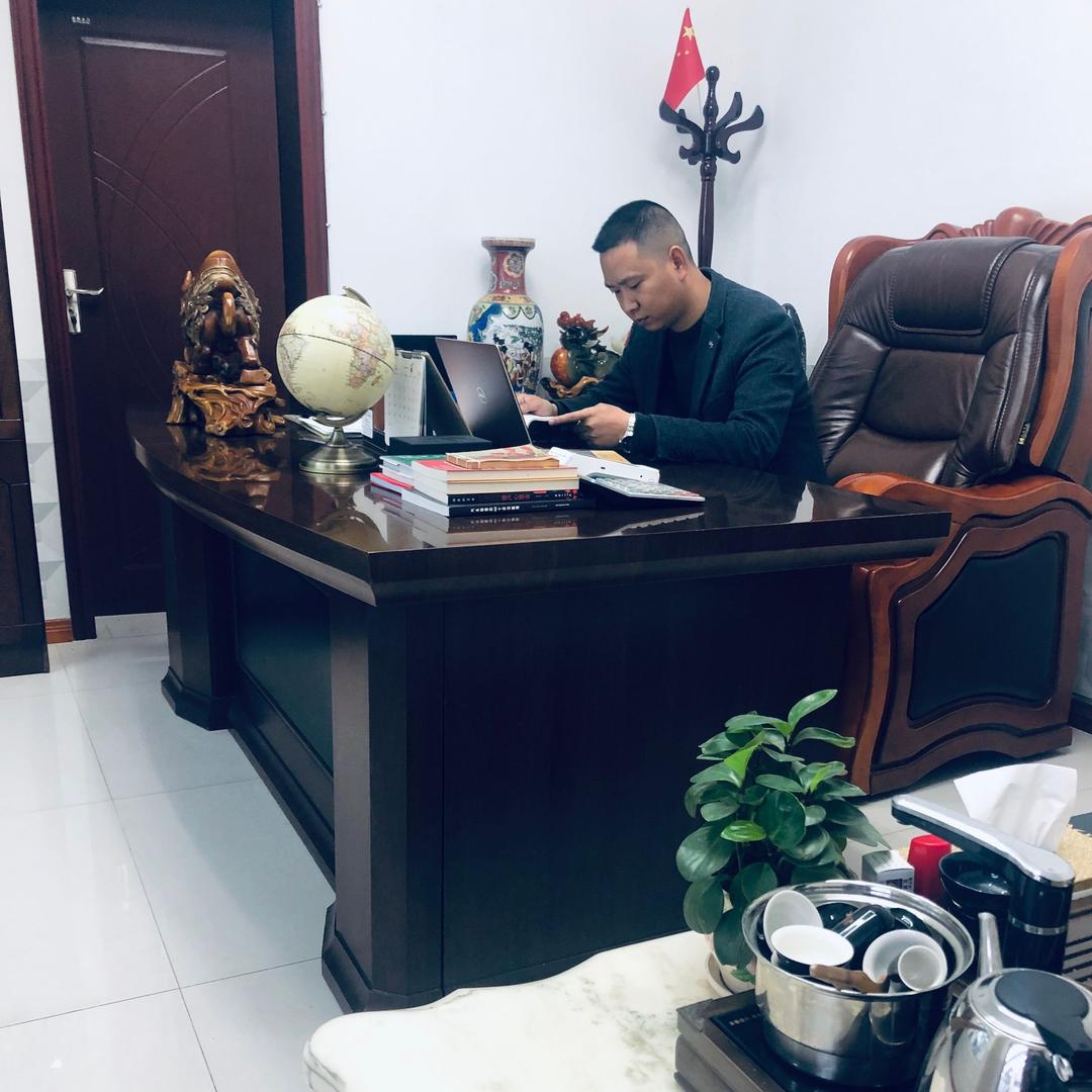 德阳巨臣二手车