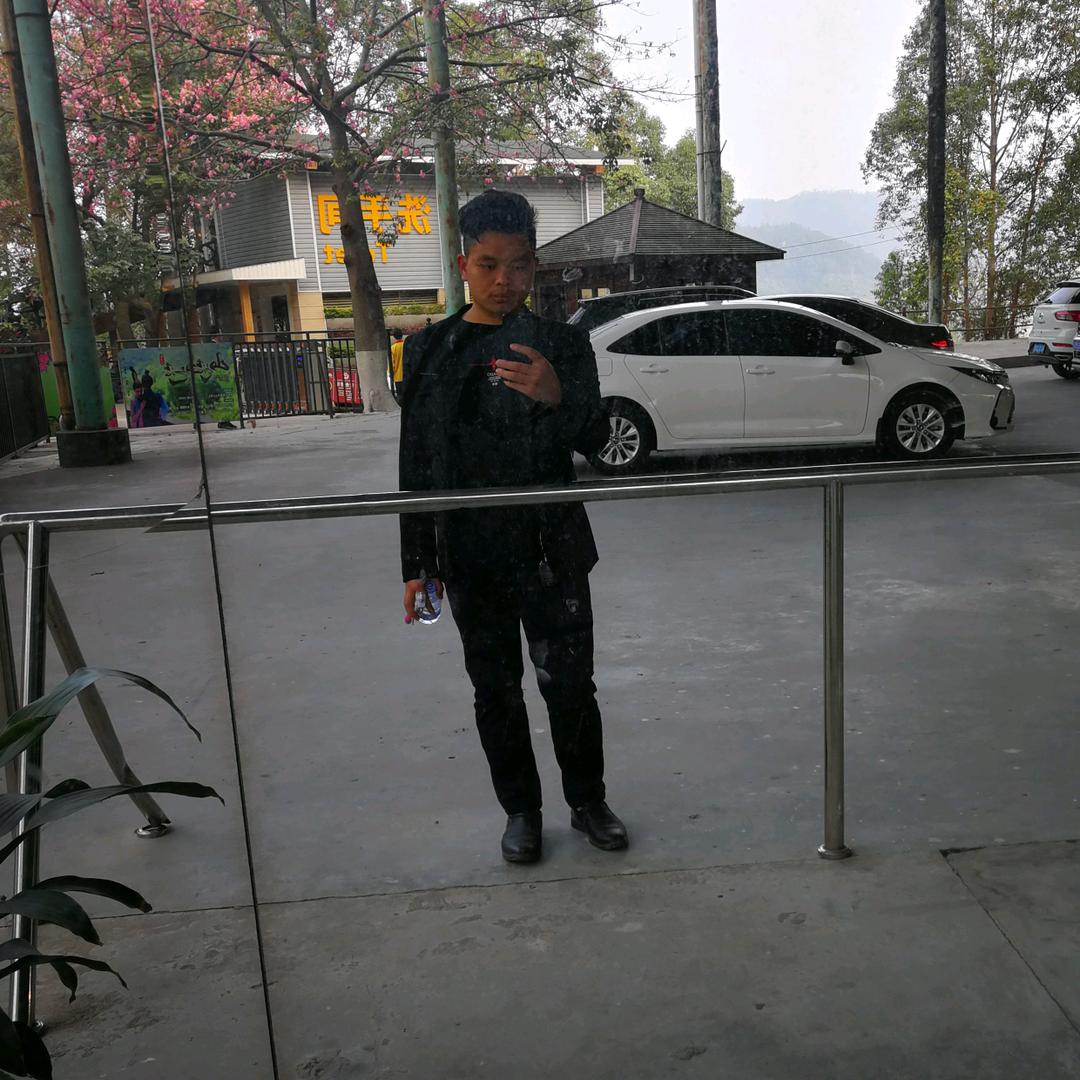 艺术漆仿石漆扇灰油漆韦先生