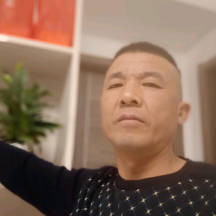 华