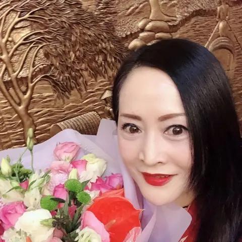 伊人听风