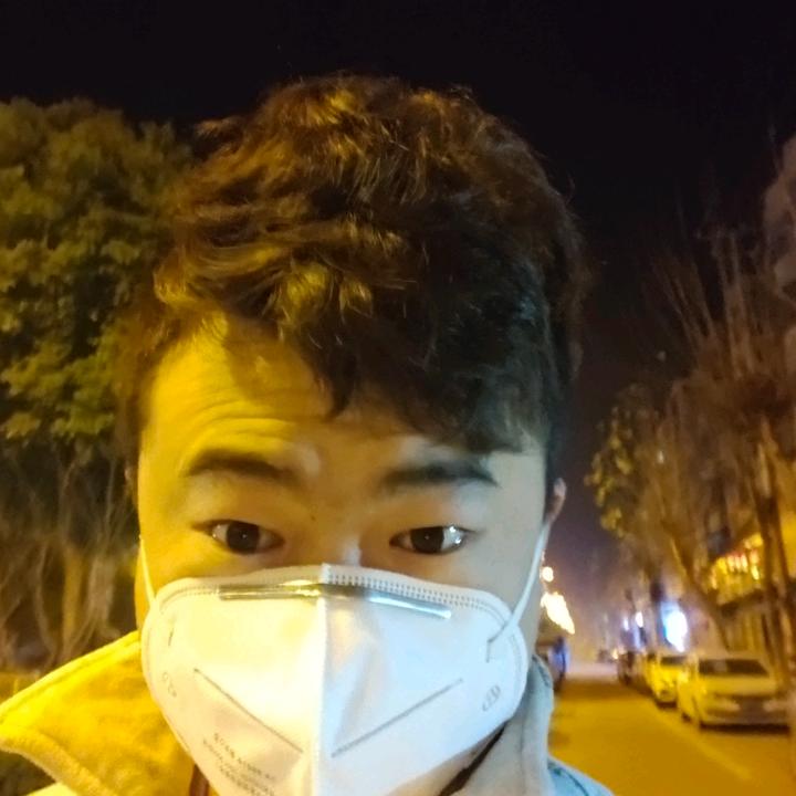 @煜