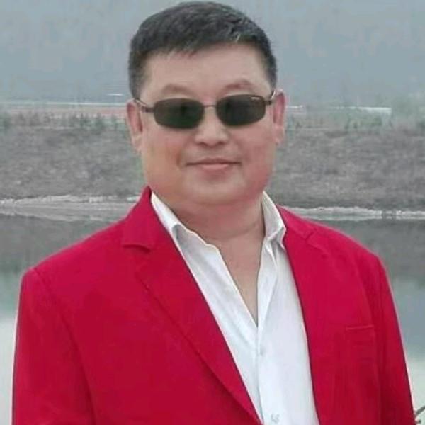 刘振栋