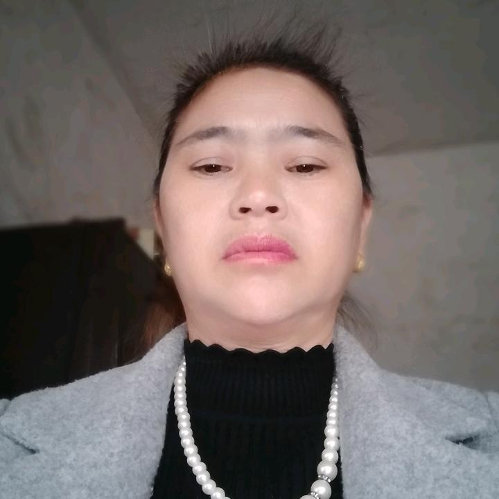 李成艳