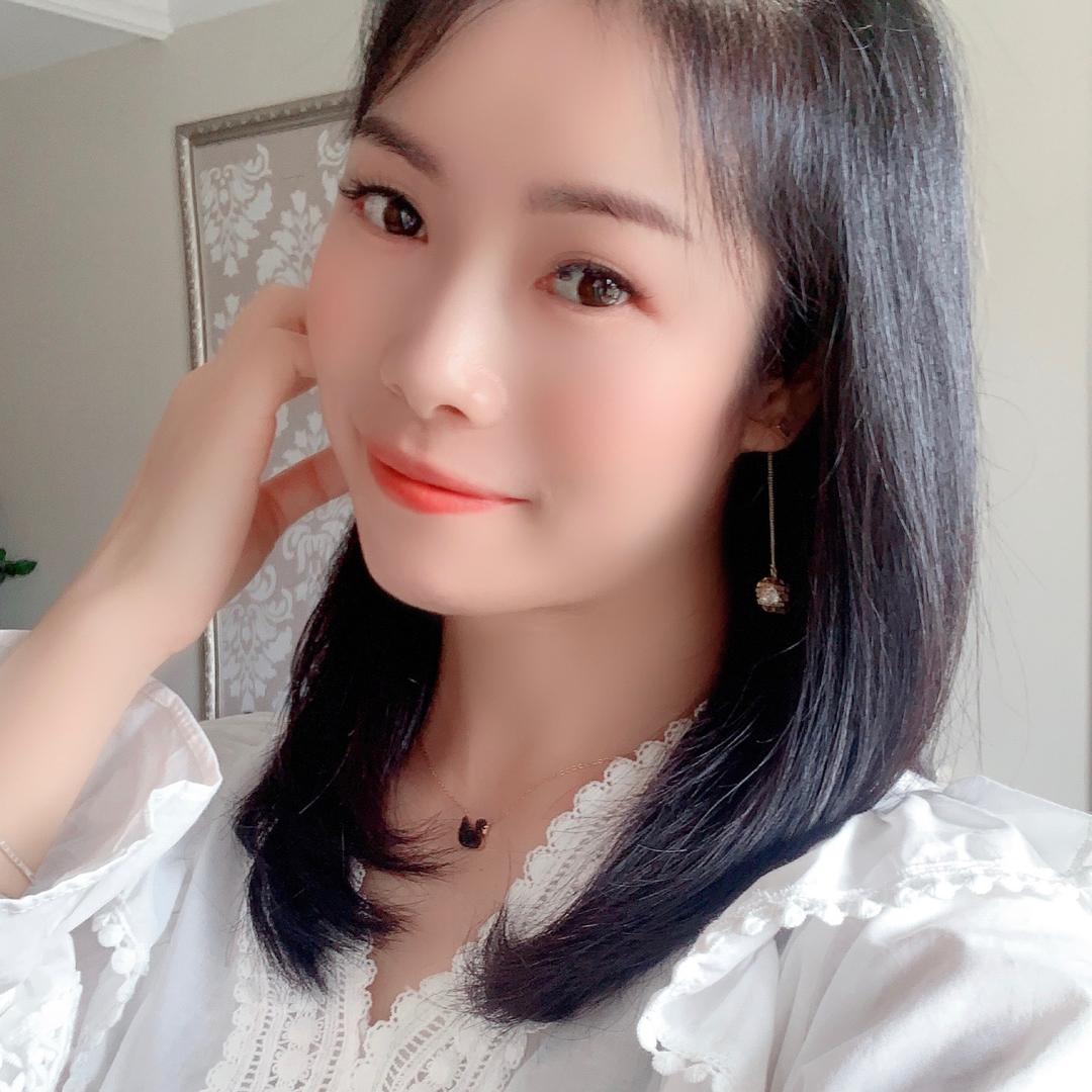 L.  @木子   😘李꧂