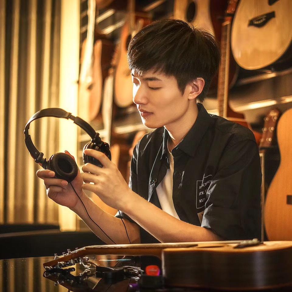孙学长吉他教学