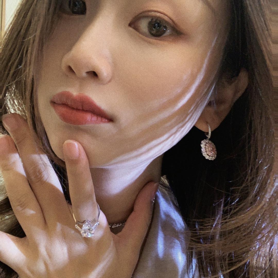 怡子儿Yizer