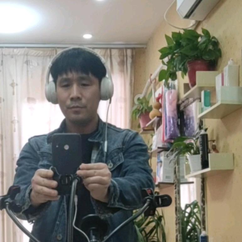 发雅丝造型☞董先生
