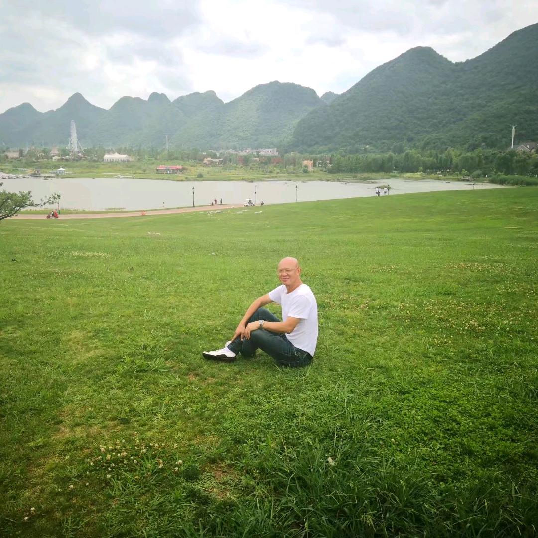 要旅游～找光头