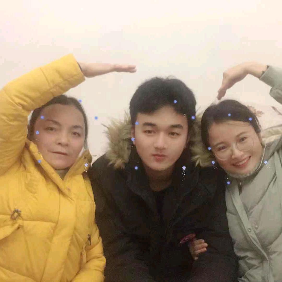 潘明秀