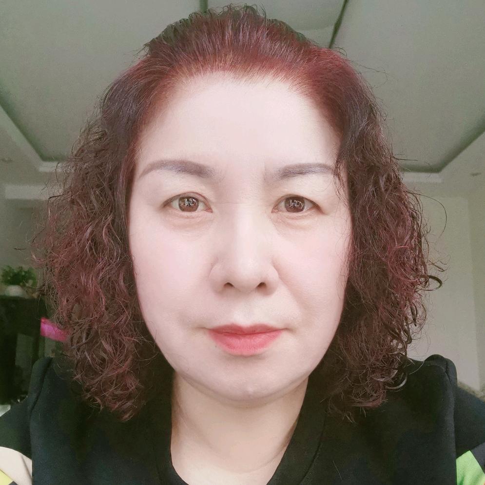 巜女人，空间》时尚女装