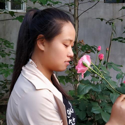 乡野小妮