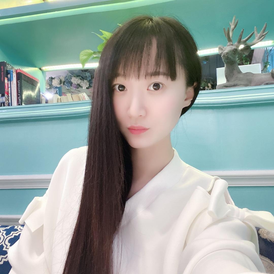 是你的姗姗呀🌻