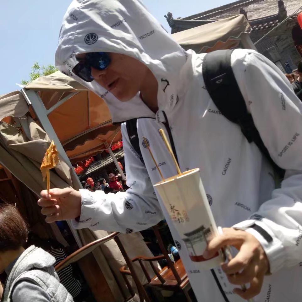 阿振啊。