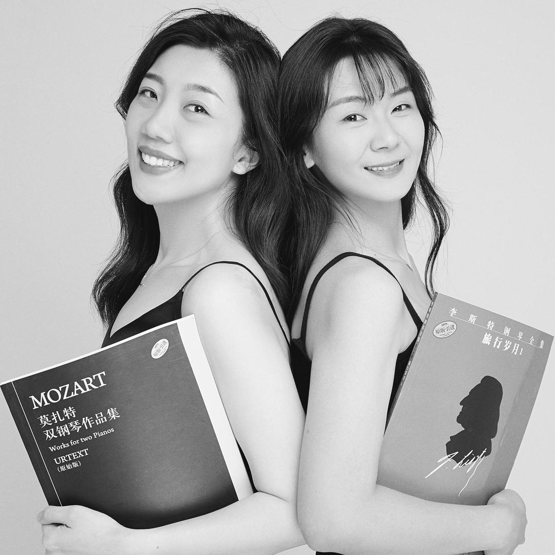 钢琴姐妹儿是老师