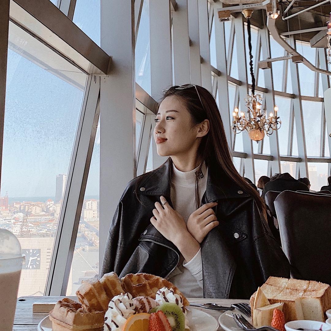 东刘火锅老板娘（店休中）